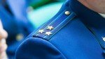 После вмешательства прокуратуры г. Сусумана муниципалитетом приняты меры по предотвращению свободного доступа в углубление на проезжей части